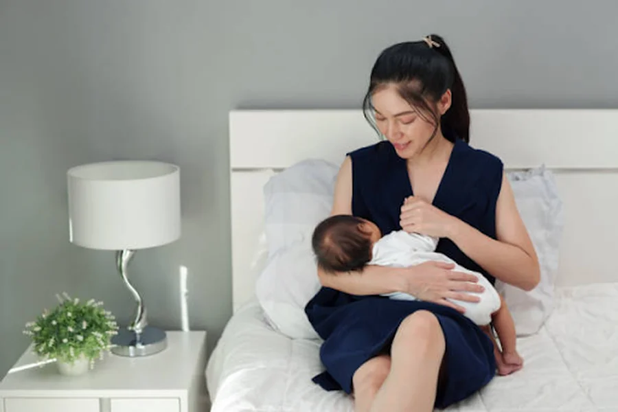 Optimal Techniques for Breastfeeding: Ensuring Comfort and Effectiveness